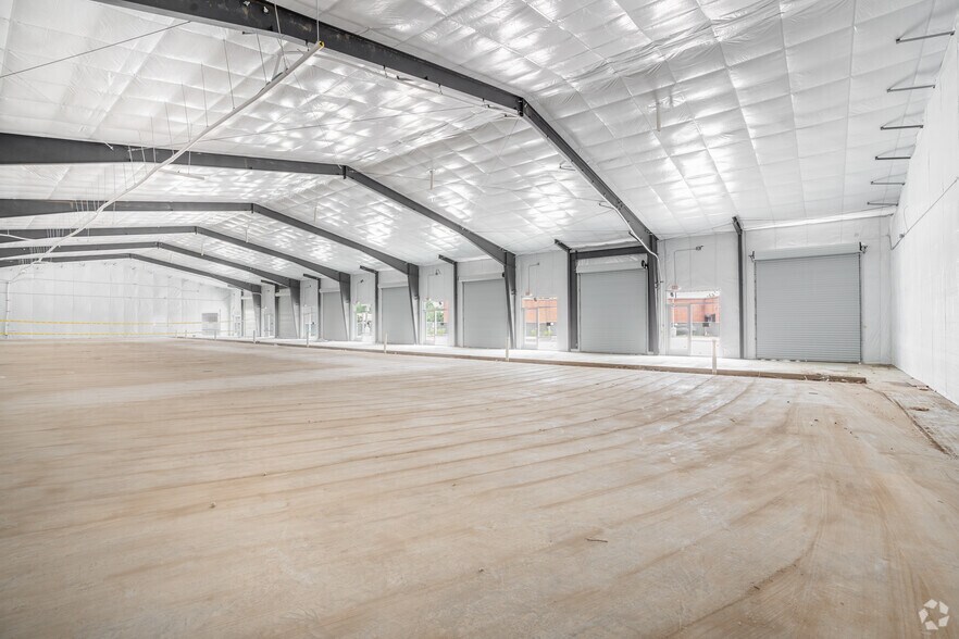 More Photos Of 3622 Old Spanish Trl, Houston Warehouse For Lease