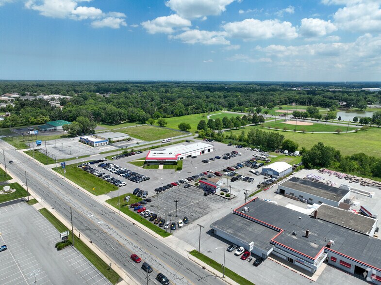 More Photos Of 6491 Broadway, Merrillville Auto Dealership For Lease