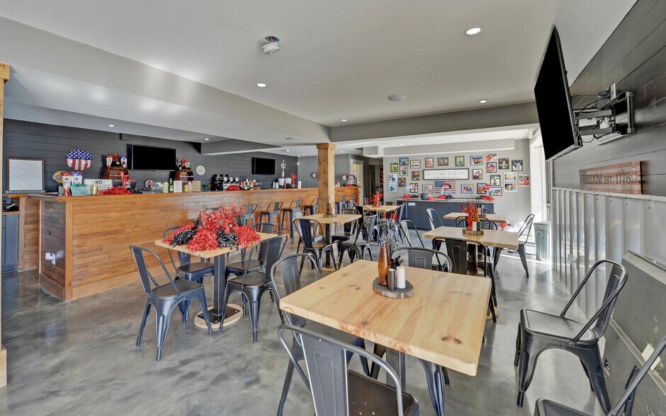More Photos Of 8835 Toccoa Hwy, Westminster Restaurant For Sale