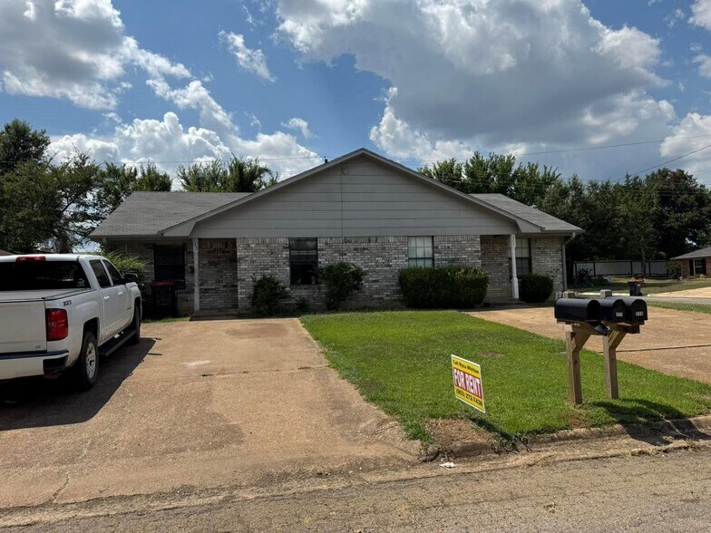 More Photos Of 4515 SE Loop 286, Paris Apartments For Sale
