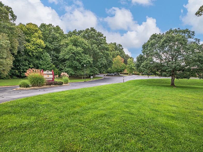 More Photos Of 141 Glenn Bridge Rd, Arden Light Distribution For Lease