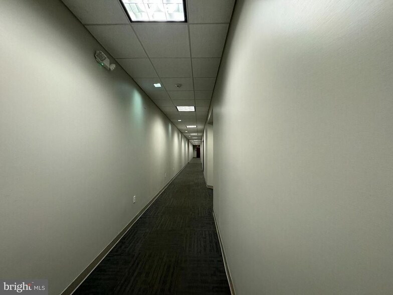 More Photos Of 1 E Market St, York Office For Sale