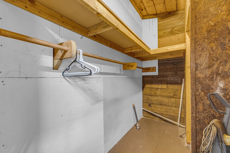 More Photos Of 252 Komplex Dr, Carnesville Warehouse For Sale