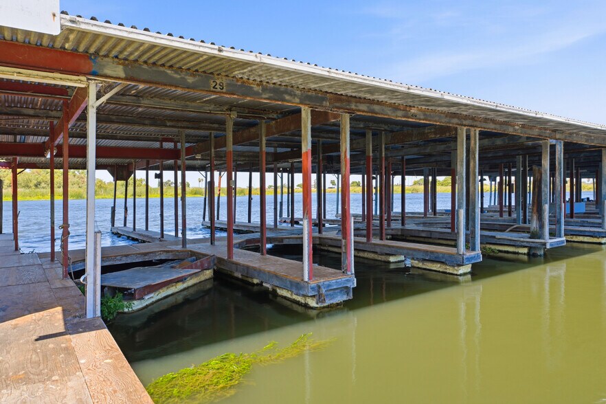 More Photos Of 2600 Dutsch Slough Rd, Oakley Marina For Sale