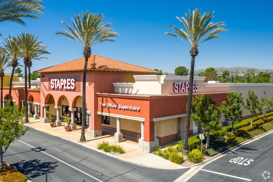 More Photos Of 2315-2595 E Imperial Hwy, Brea Unknown For Lease