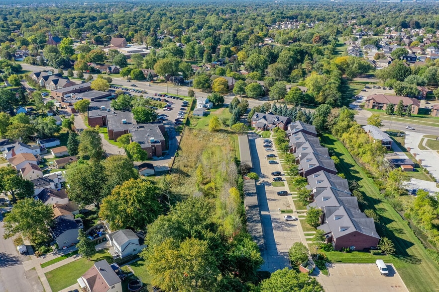 More Photos Of 33420 Utica Rd, Fraser Land For Sale