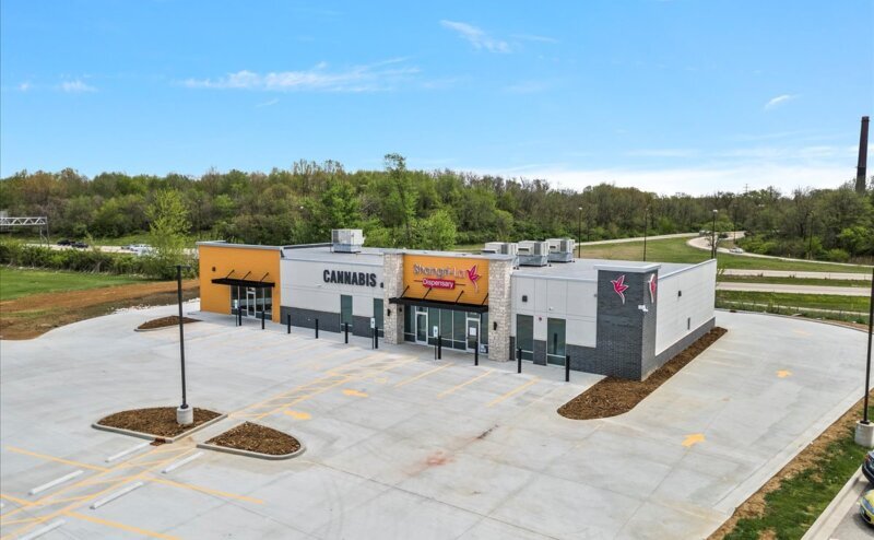 Primary Photo Of 3126 Dirksen Pkwy, Springfield Storefront Retail Office For Lease