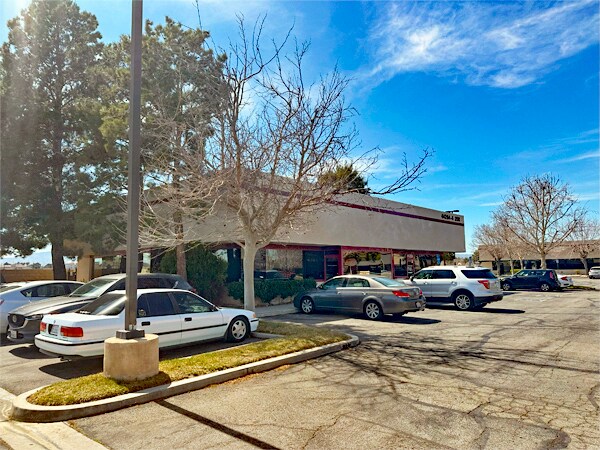 More Photos Of 44288 Lowtree Ave, Lancaster Medical For Sale