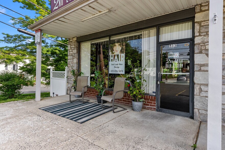 More Photos Of 513-519 Germantown Pike, Lafayette Hill Storefront For Lease