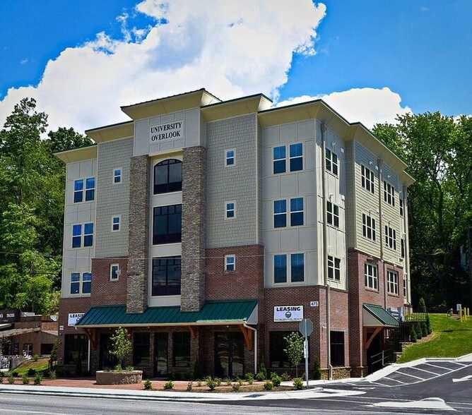More Photos Of 475 Blowing Rock Rd, Boone Office Residential For Lease