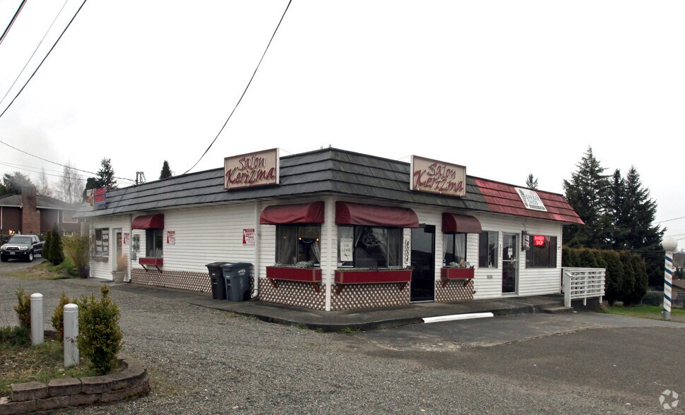 Primary Photo Of 8004-8008 27th St W, University Place Freestanding For Sale