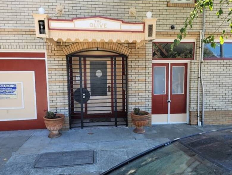 More Photos Of 4228-4236 Martin Luther King Jr Way, Oakland Storefront Retail Residential For Lease