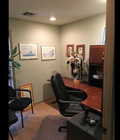 More Photos Of 207 E Monterey Way, Phoenix Office Residential For Sale