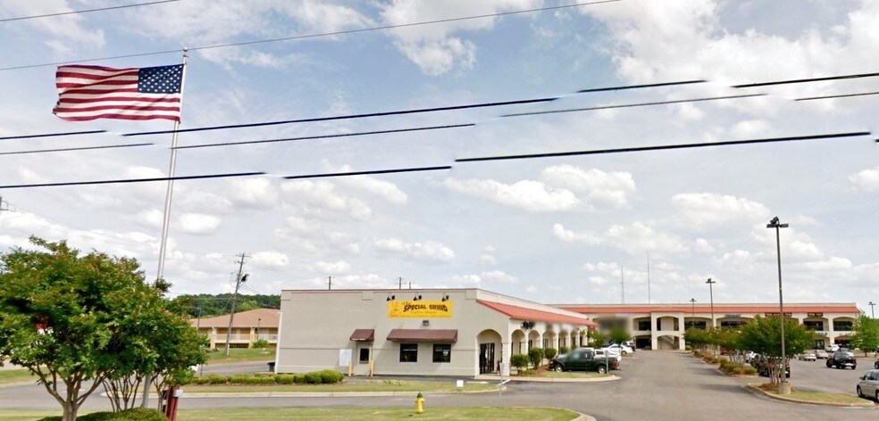More Photos Of 2080-2096 Al-14 Hwy, Prattville Storefront Retail Office For Lease