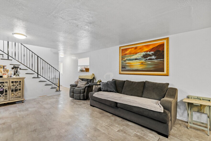 More Photos Of 89 S Main St, Brigham City Restaurant For Sale