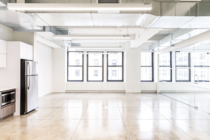 More Photos Of 330 Seventh Ave, New York Office For Lease