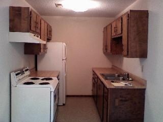 More Photos Of 518-604 Bartlett St, Poplar Bluff Apartments For Sale