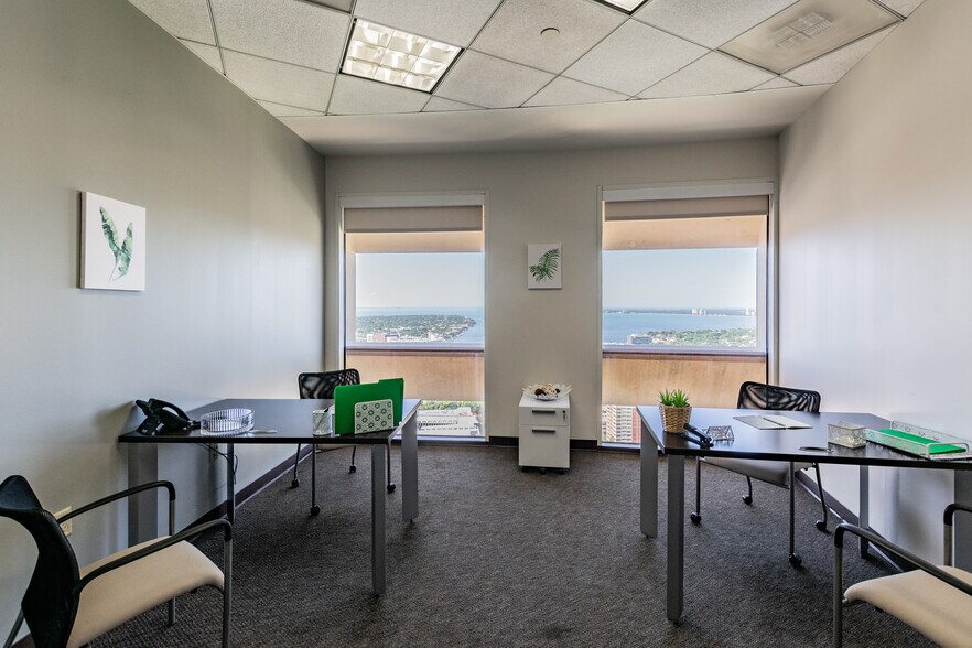 More Photos Of 400 N Ashley Dr, Tampa Coworking Space
