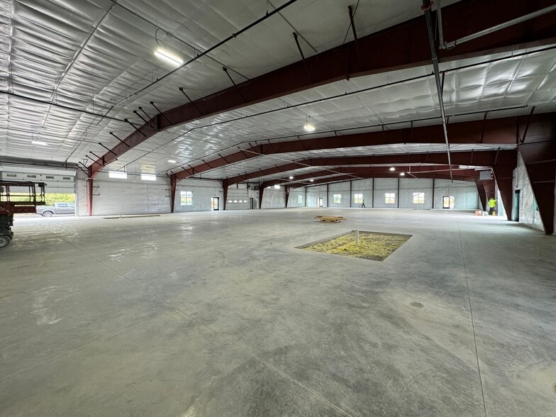 More Photos Of 310-316 Locust Dr, Verona Research And Development For Lease