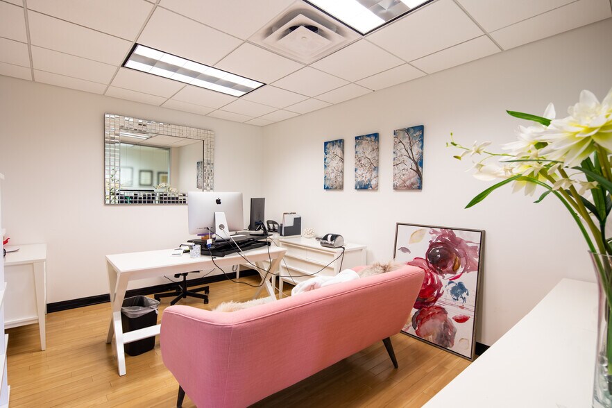 More Photos Of 3200 Steck Ave, Austin Office For Sale