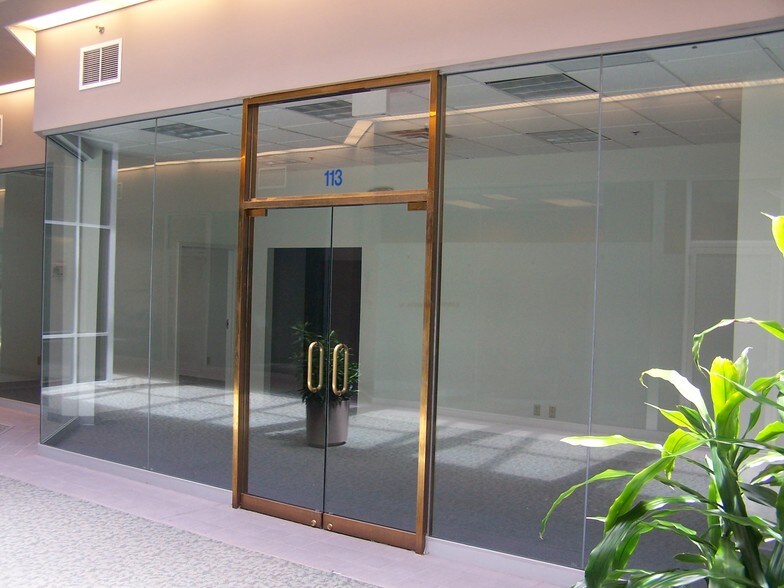 More Photos Of 3445 Winton Pl, Rochester Showroom For Lease