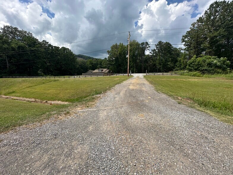 More Photos Of 19520 John T Reid Pky, Scottsboro Manufacturing For Sale