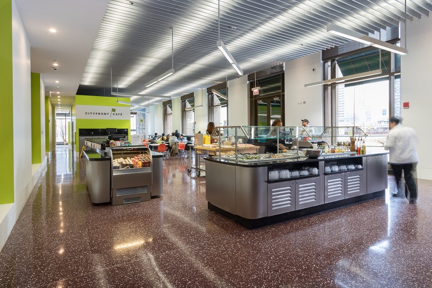 More Photos Of 455 N Cityfront Plaza Dr, Chicago Office For Lease