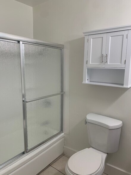 More Photos Of 437-443 W Valencia Dr, Fullerton Apartments For Sale