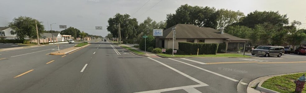 More Photos Of 1600 S Bay St, Eustis Restaurant For Sale