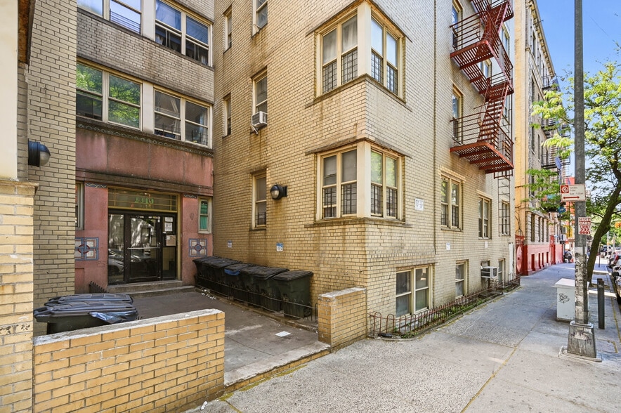 More Photos Of 2310 Creston Ave, Bronx Apartments For Sale