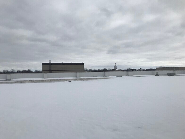 More Photos Of 122 E College Ave, Appleton Office For Sale