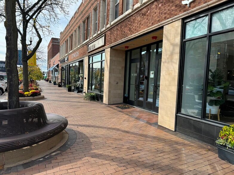 More Photos Of 643 Central Ave, Highland Park Storefront Retail Residential For Lease