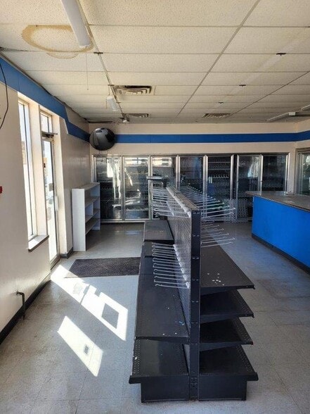 More Photos Of 1410 W Main St, Sun Prairie Convenience Store For Sale