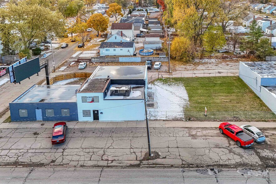 Primary Photo Of 22711 Dequindre Rd, Hazel Park Warehouse For Sale