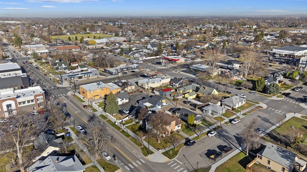 More Photos Of 124 E Pine Ave, Meridian Office For Sale