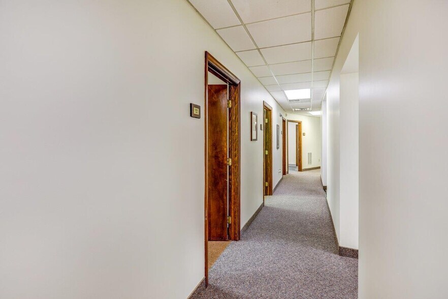 More Photos Of 29-35 Baltimore St, Cumberland Office For Lease