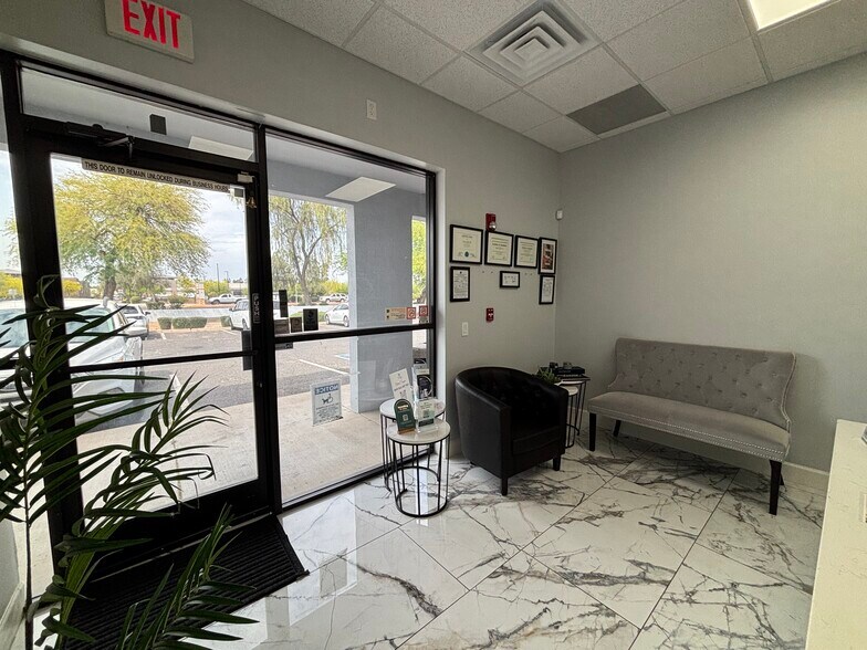 More Photos Of 1915 E Chandler Blvd, Chandler Coworking Space