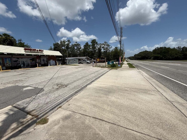 More Photos Of 2534 N Spring Garden Ave, Deland Freestanding For Lease