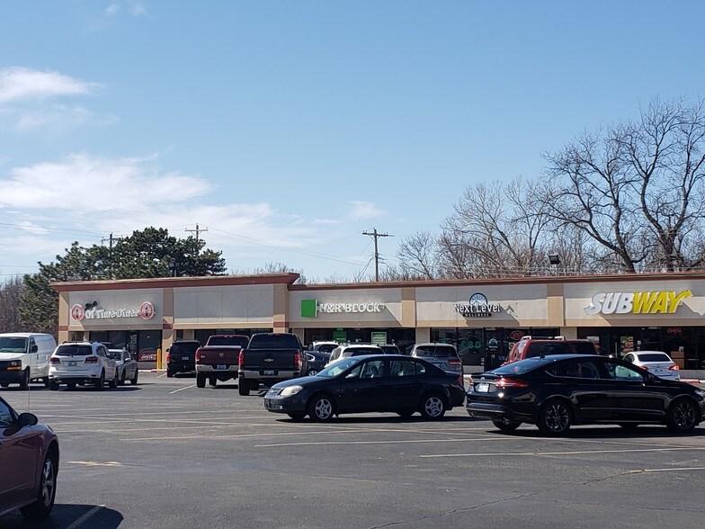 More Photos Of 8400 S Western Ave, Oklahoma City Unknown For Lease