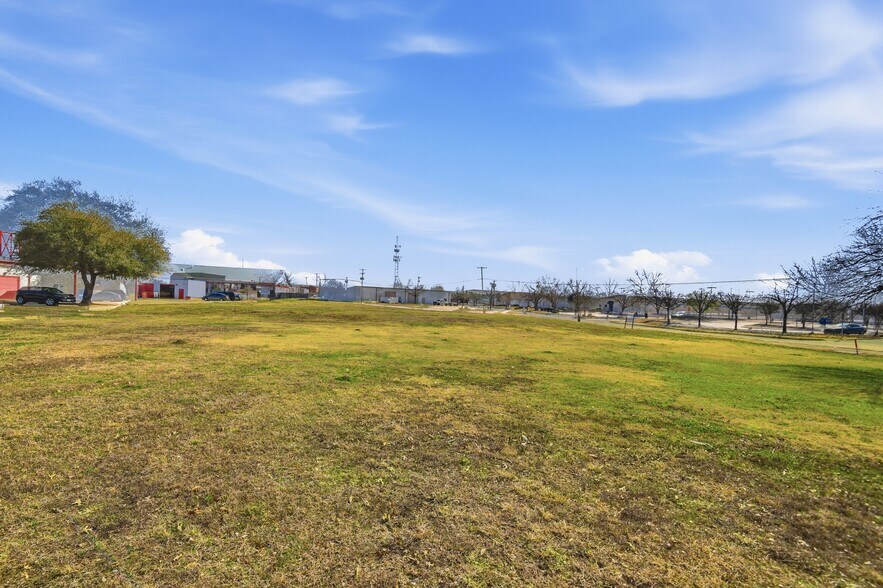 More Photos Of 4109 Industrial Street, Rowlett Land For Sale