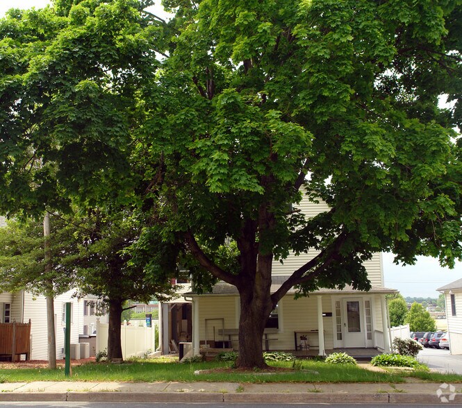 More Photos Of 426 S Main St, Bel Air Coworking Space