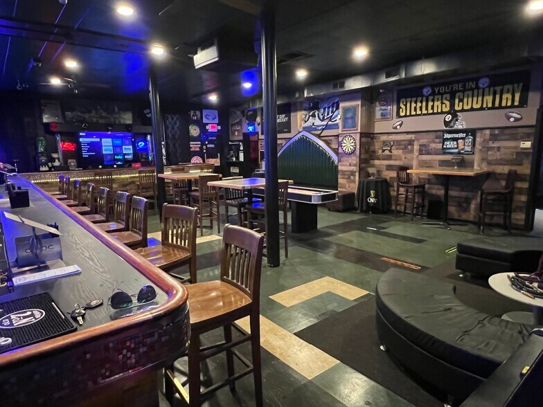 More Photos Of 206 Fernleaf St, Pittsburgh General Retail For Sale