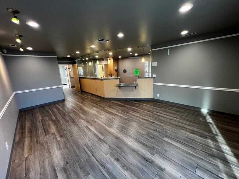 More Photos Of 1158 Court St, Redding Medical For Sale