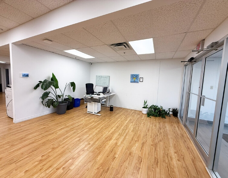 More Photos Of 20-24 Akerley Blvd, Dartmouth Distribution For Lease
