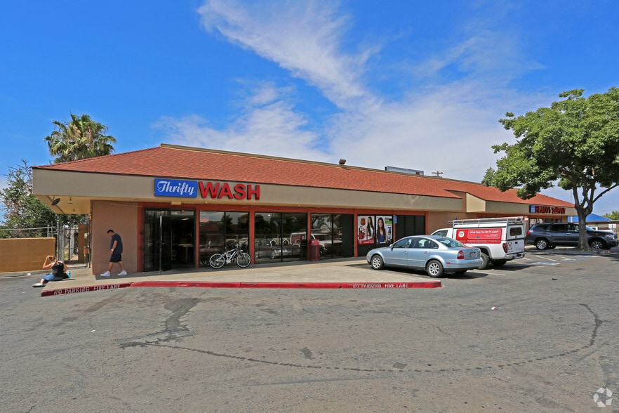 More Photos Of 7290-7298 Franklin Blvd, Sacramento Unknown For Lease