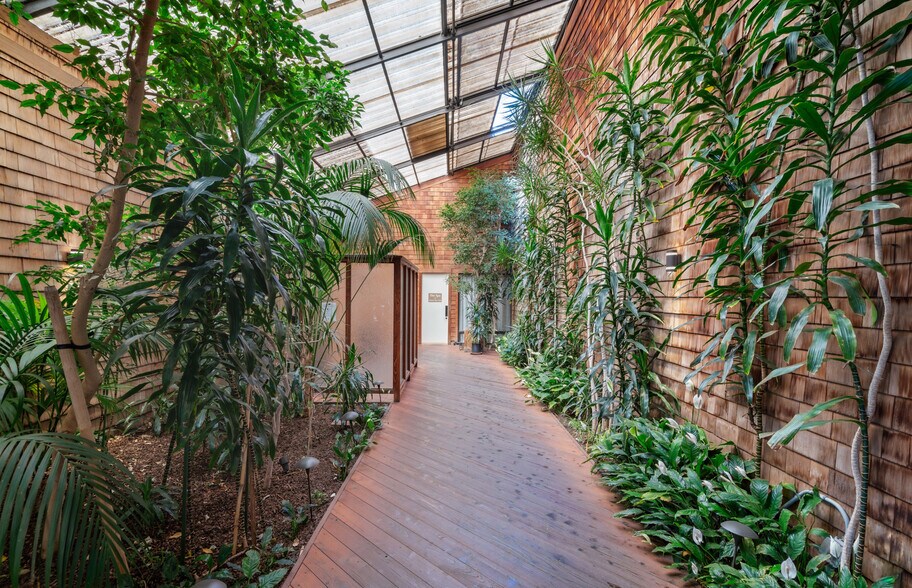 More Photos Of 200 Packet Landing Rd, Alameda Health Club For Sale