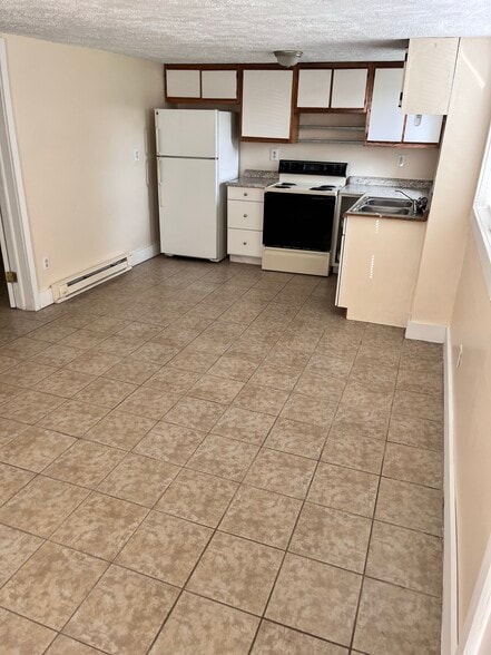 More Photos Of 3411 W Walnut St, Johnson City Apartments For Sale