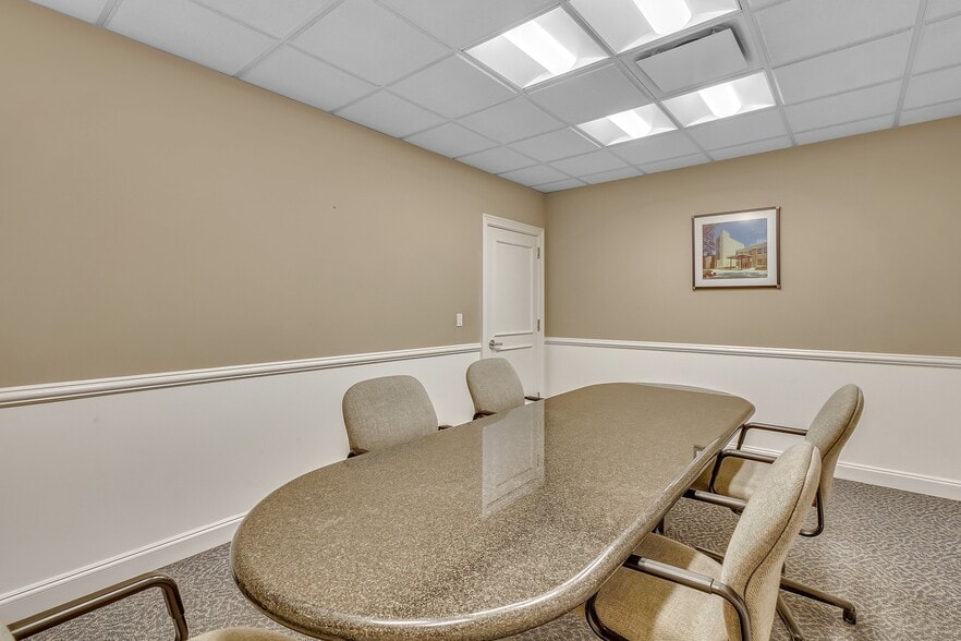 More Photos Of 22 Colt Ct, Ronkonkoma Warehouse For Sale