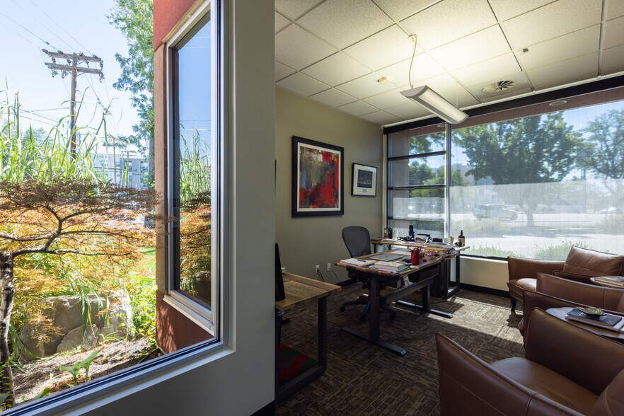 More Photos Of 546 S 200 W, Salt Lake City Office For Sale