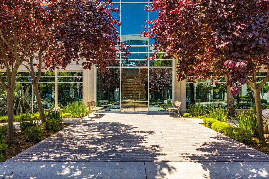 More Photos Of 1400 Bridge Pky, Redwood City Unknown For Lease
